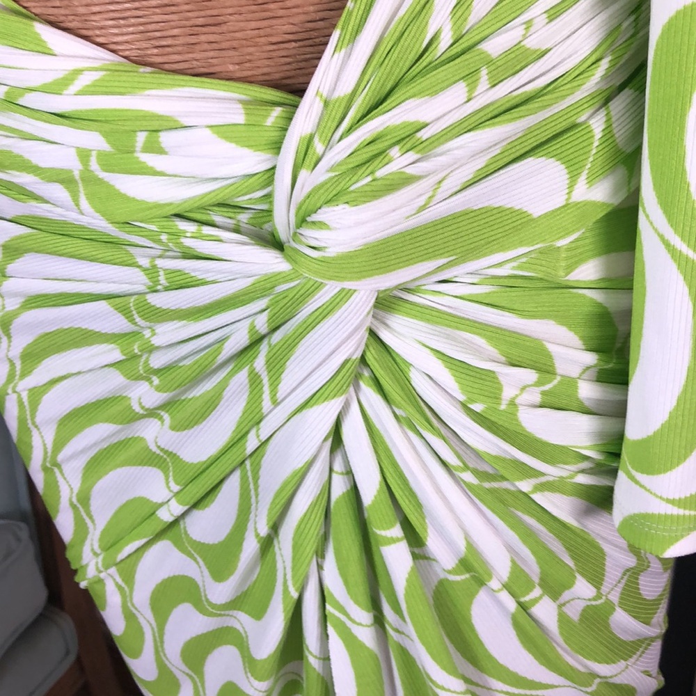 BRONX & BANCO SET Green and White Swirl Crop Top and Skirt Size XS
4 - Picture 6 of 16